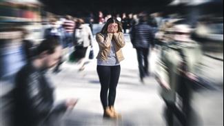 הסוף לחרדה: כל הגורמים ודרכי הטיפול בהפרעה