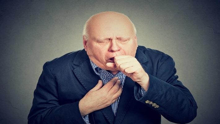 גבר משתעל, קטוטיפן לטיפול באסתמה וברונכיטיס